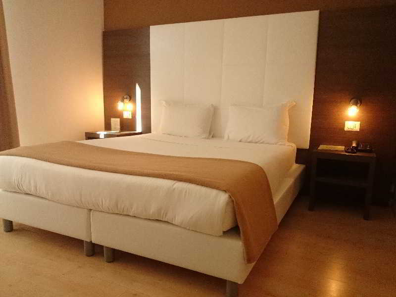 แอมบาสซาเดอร์-โมนาโค Hotel มอนติคาร์โล ภายนอก รูปภาพ